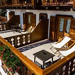 Natale Hotel