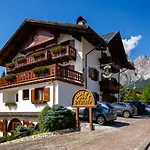 Natale 3* Cortina dʼAmpezzo