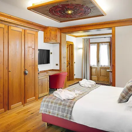 Otel Natale Cortina dʼAmpezzo