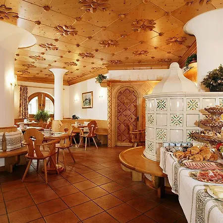 Otel Natale Cortina dʼAmpezzo