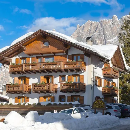 Natale Otel Cortina dʼAmpezzo