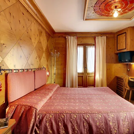 Natale Hotel