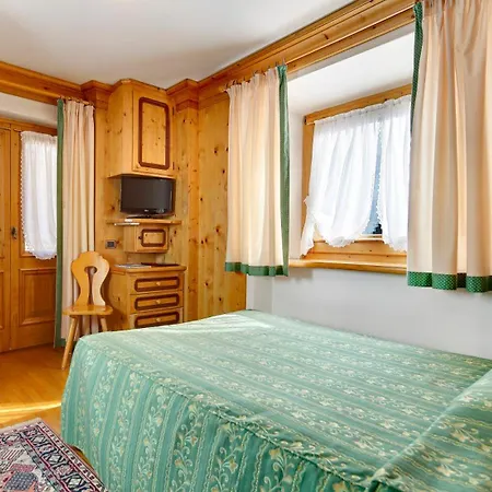 Otel Natale Cortina dʼAmpezzo