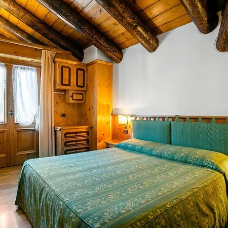 マーブル ナテール 3* コルティーナ・ダンペッツォ